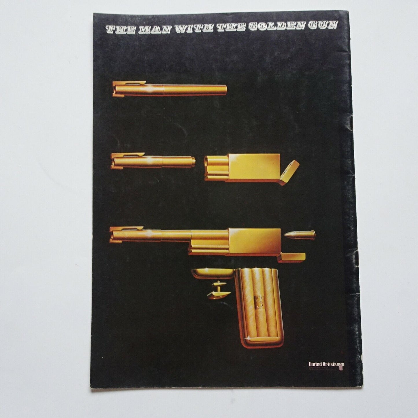 Roger Moore 007 THE MAN WITH THE GOLDEN GUN 1974 Japan Movie Program A4 size